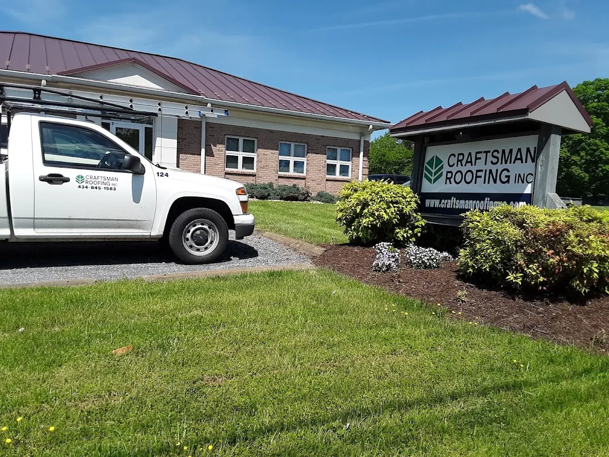 Quality Ice Dam Removal by experienced craftsmen in Leamersville